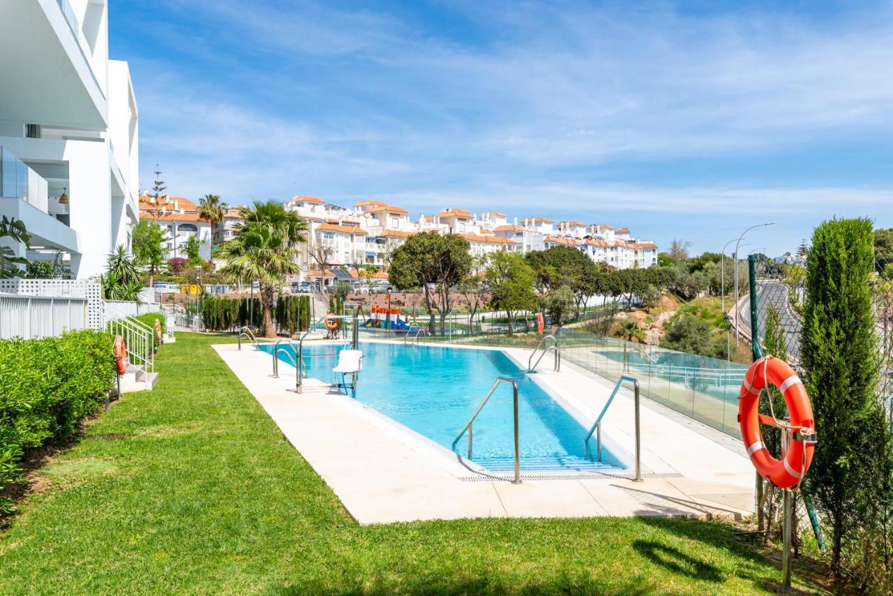 Wintowinrentals Whitestones Amazing Apartment Torremolinos Bagian luar foto