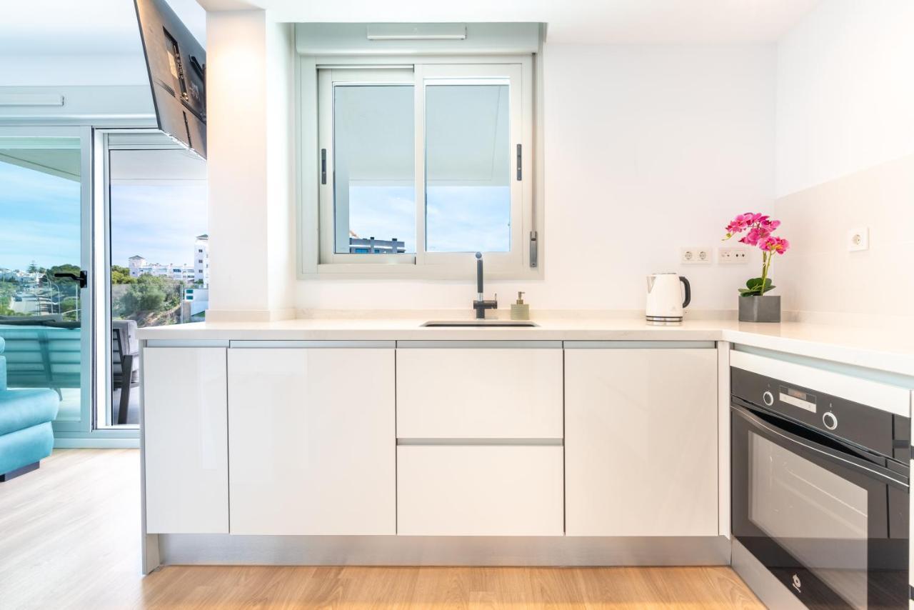 Wintowinrentals Whitestones Amazing Apartment Torremolinos Bagian luar foto